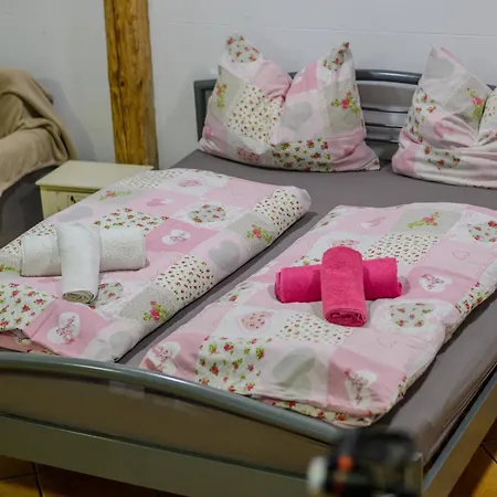 Bed & Breakfast Czary Mary 3*