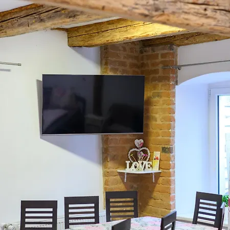 Bed & Breakfast Czary Mary