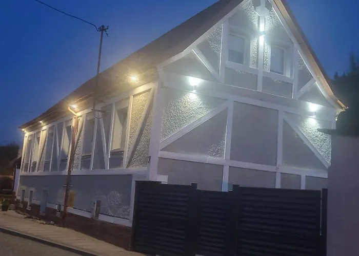 Czary Mary Frühstückspension Bardo